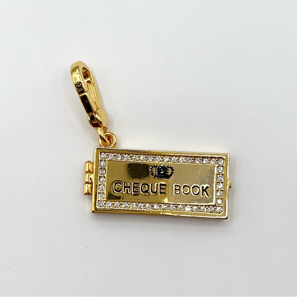 Juicy Couture cheque book charm